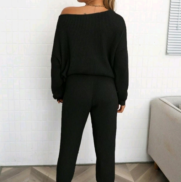 Black Ribbed Knit Lounge Set - Picture 2 of 4